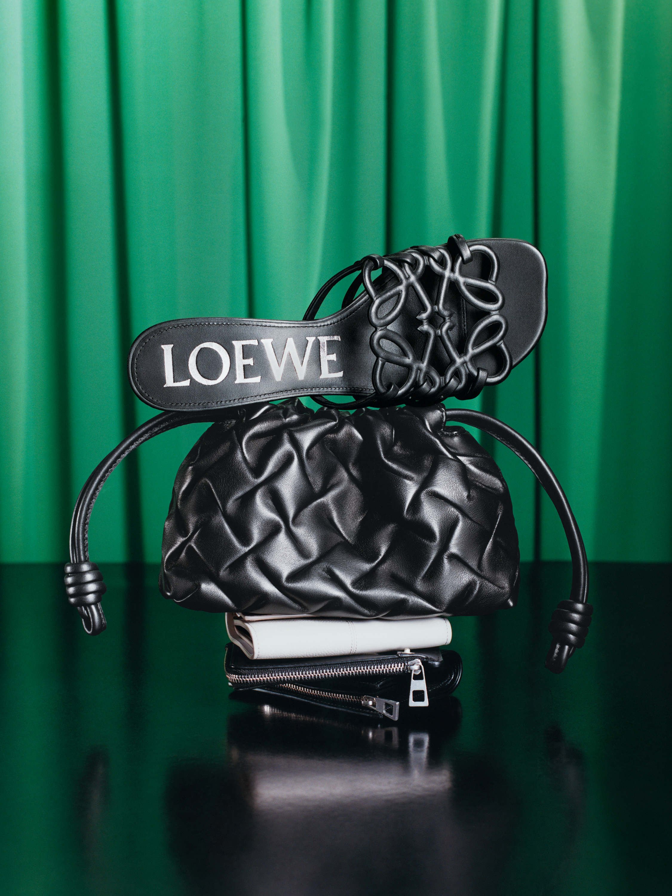 ロエベ公式オンラインストア｜LOEWE - LOEWE